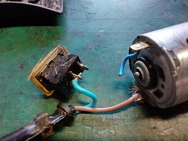 Broken wires can be re-soldered on clippers