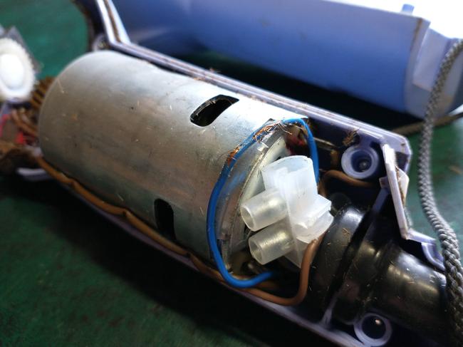 Sometimes I wonder about previous repairs found in horse clippers